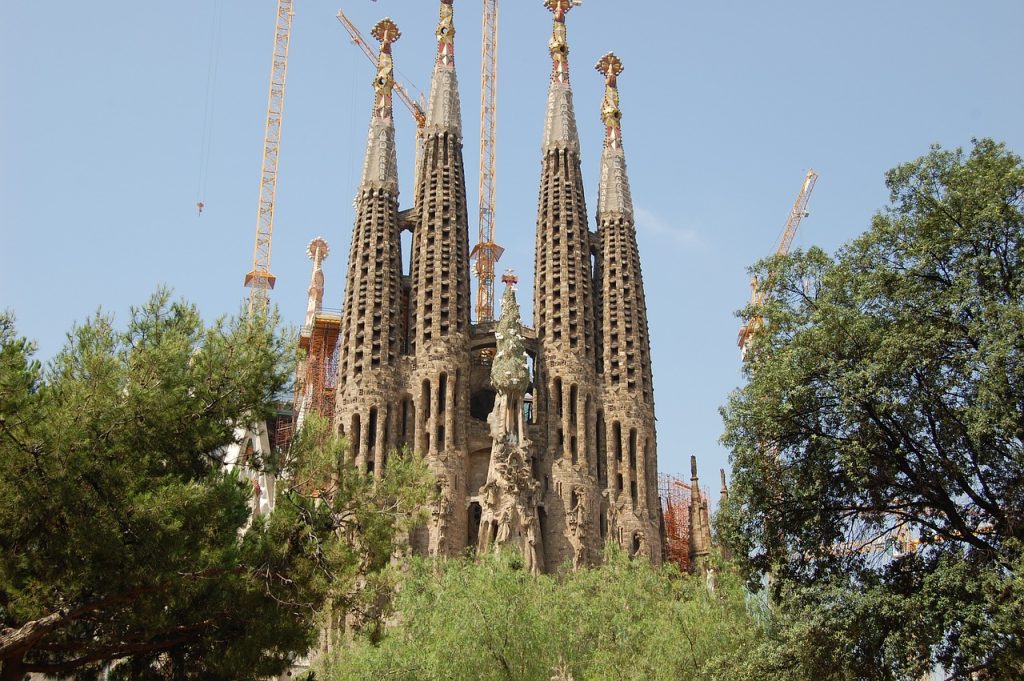 La Sagrada Familia de l’architecte catalan Gaudí
